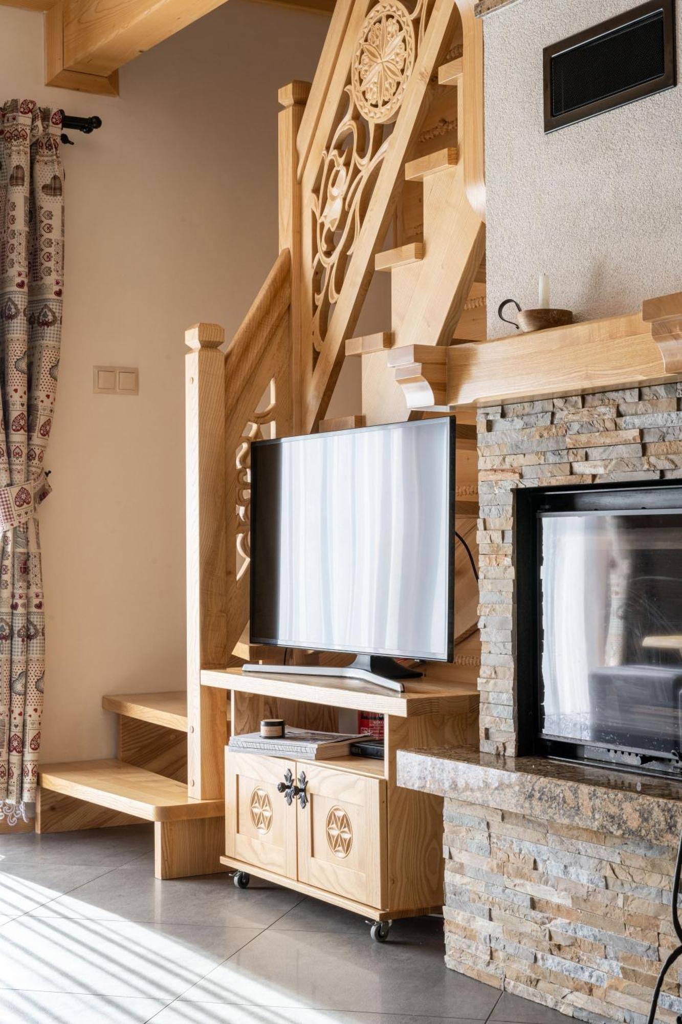 Lux-House & Jacuzzi Sauna Zakopane Bagian luar foto