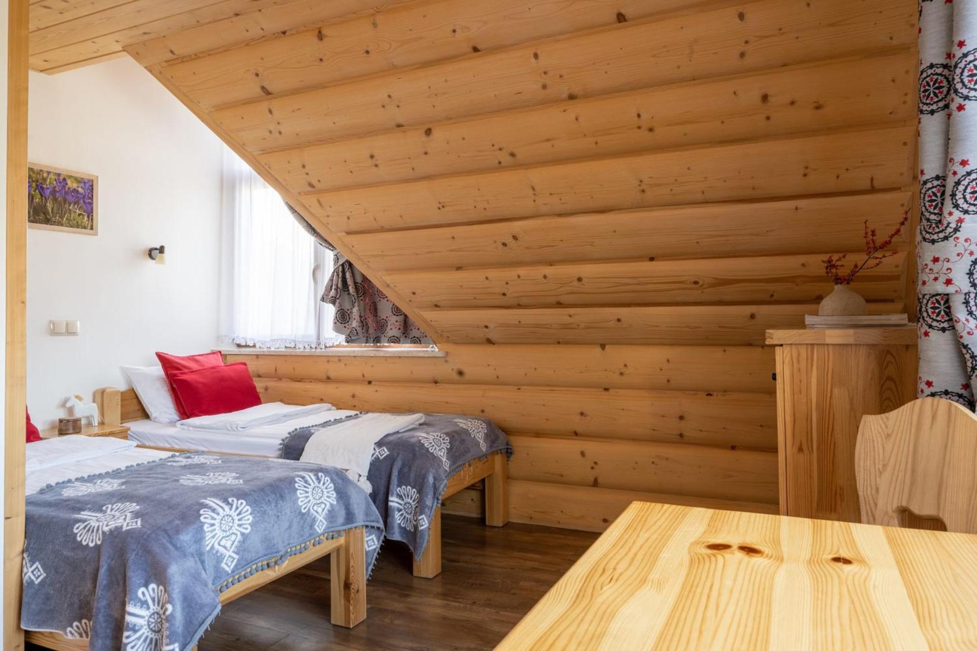 Lux-House & Jacuzzi Sauna Zakopane Bagian luar foto